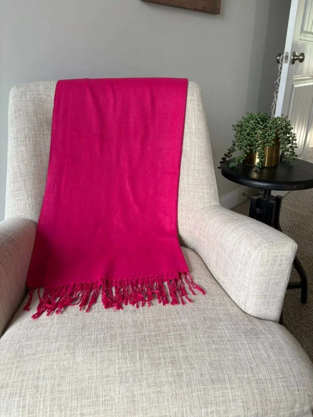 100% Pashmina Fuchsia Wrap Scarf with Tasseled Ends